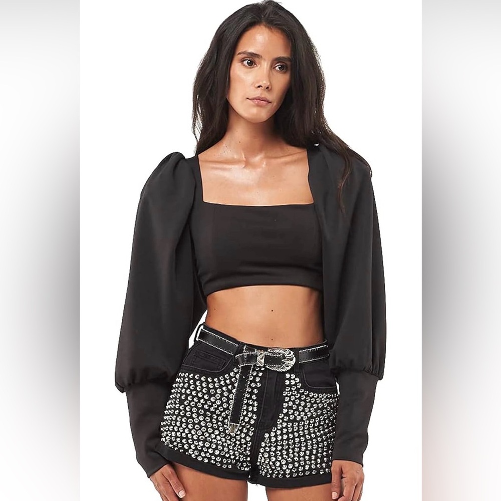 Women's Black Statement Crop top